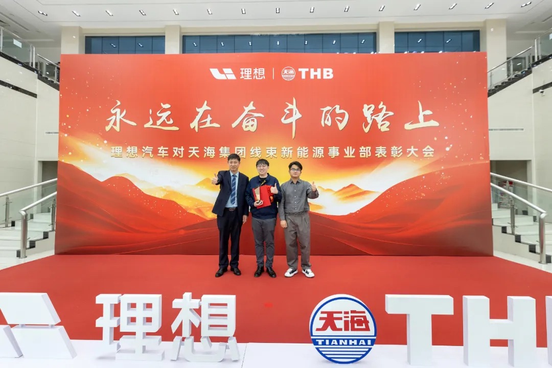 下载 (7).jpg 下载 (7).jpg